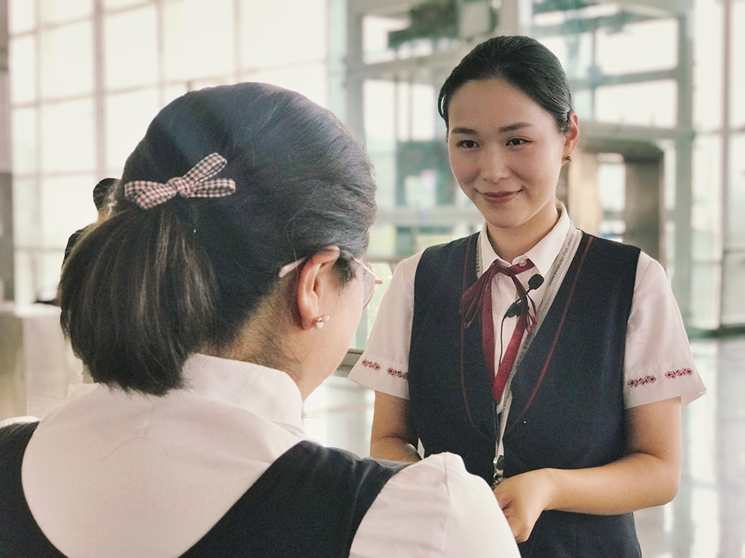 貼心服務(wù)點亮機場窗口 不忘初心閃出耀眼光芒